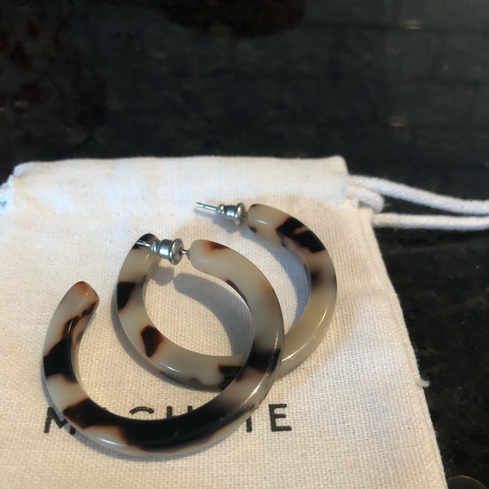 Machete brown tortoise hoops